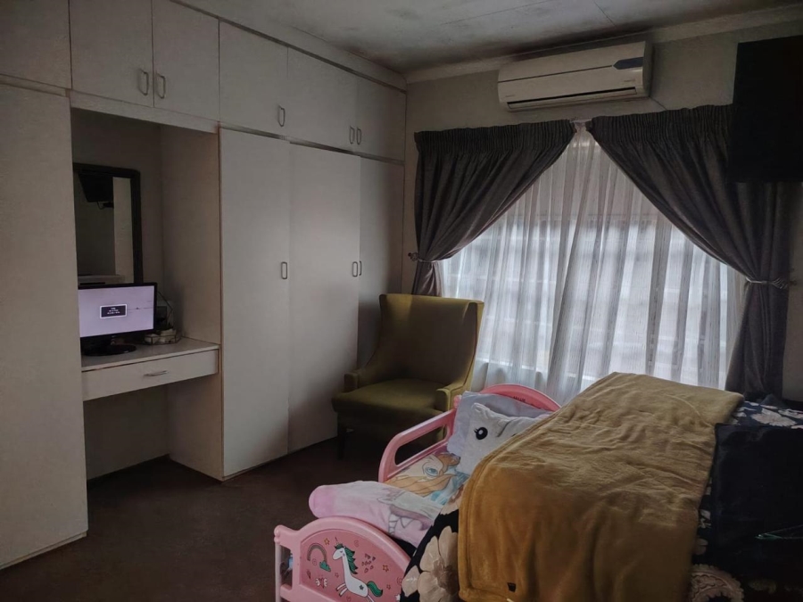3 Bedroom Property for Sale in Geelhoutpark North West